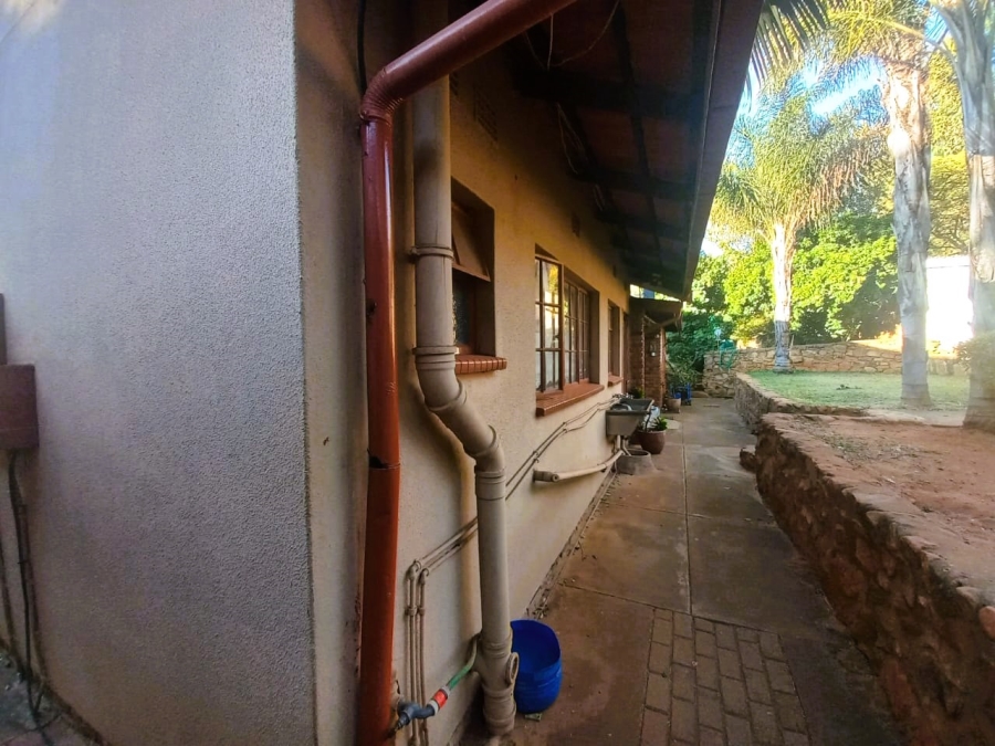 4 Bedroom Property for Sale in Protea Park North West